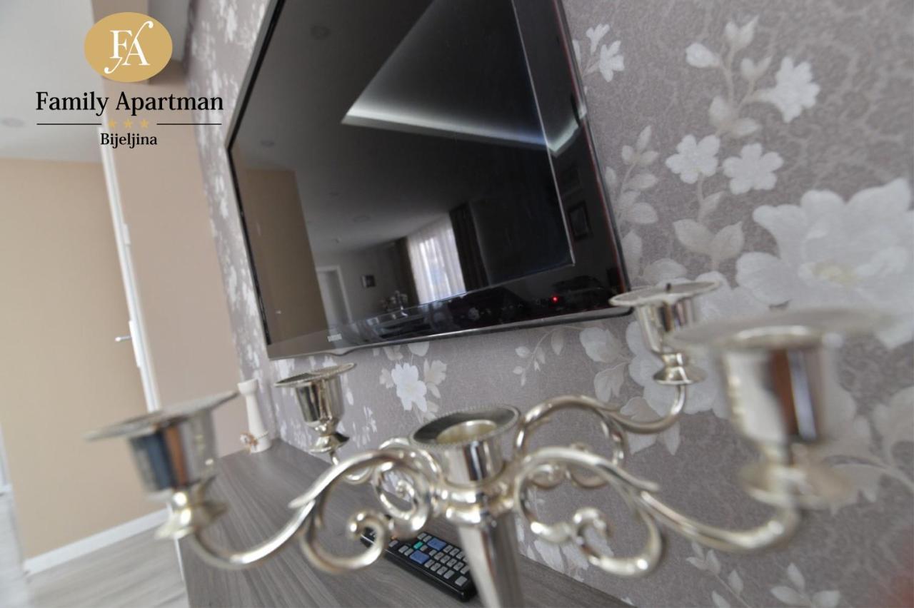 Family Apartman Bijeljina Bagian luar foto