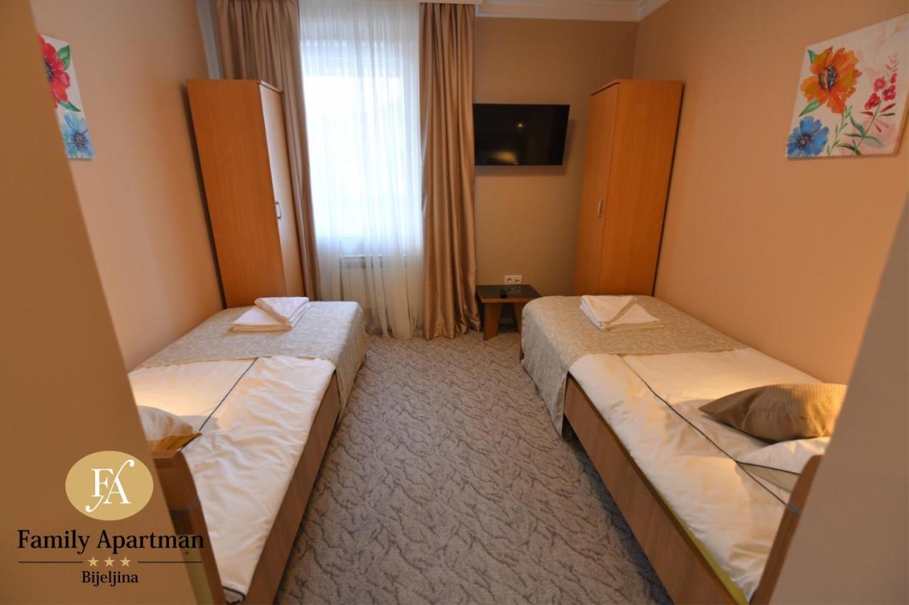 Family Apartman Bijeljina Bagian luar foto
